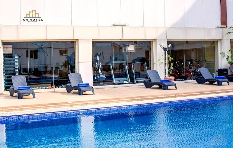 Ah Hotel And Conferences Madina Esterno foto